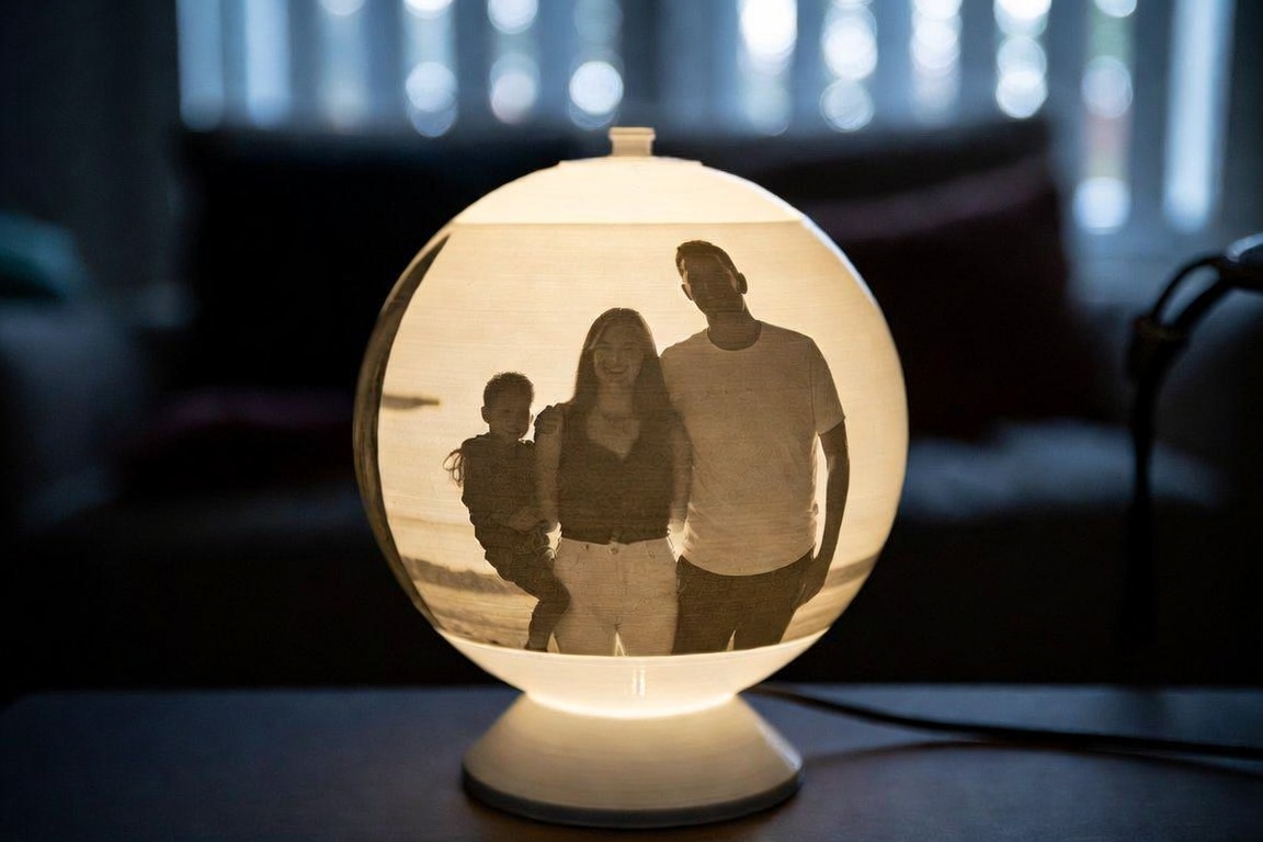 Globe sphere lithophane lamp example